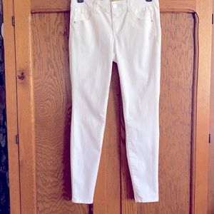 Democracy “Ab”solution White Jeans Size 6